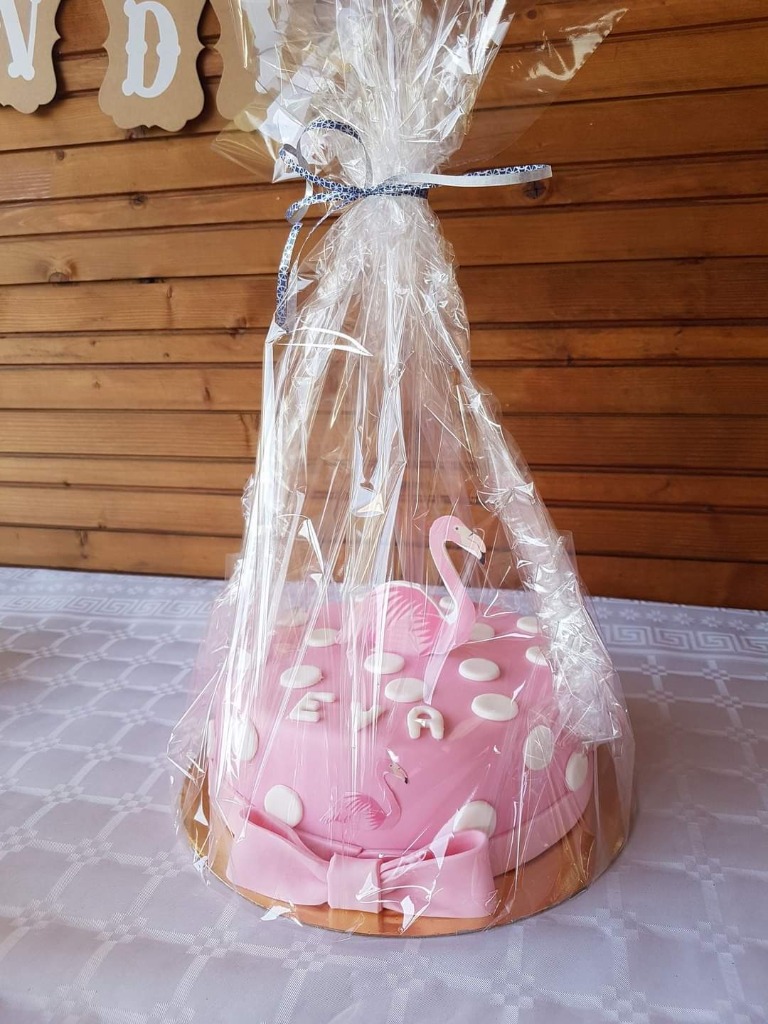 Cake design anniversaire flamant rose Eva 7ans