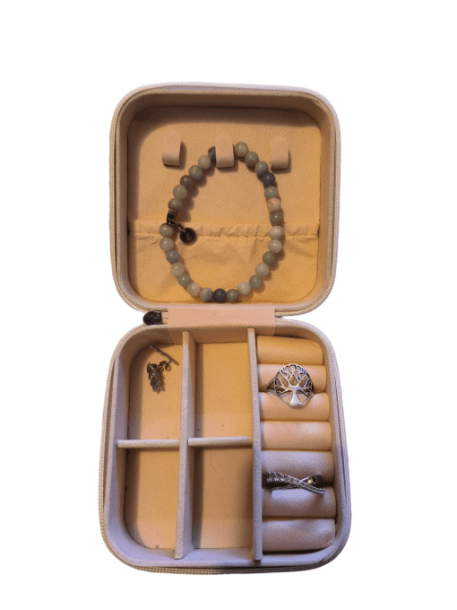 Petite boîte a bijoux personnalisable 